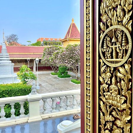 Sky Apartments Riverside - 50M To Royal Palace Phnom Penh Extérieur photo